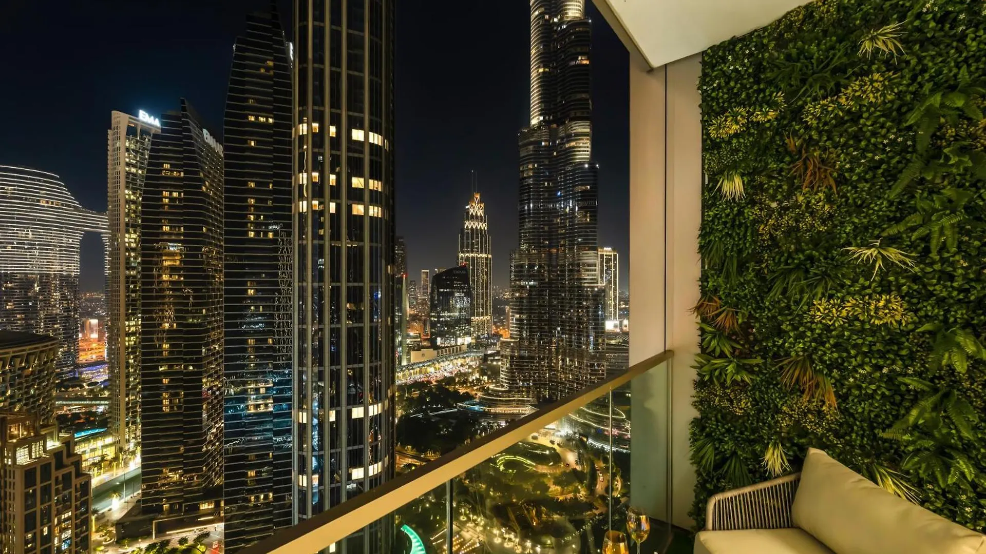 Grandeur 2 Bedroom Apartments I Burj Khalifa & Fountain Views I Free Parking, Gym, Pool, Wi-Fi & Ps5 I By Skyline Serenity Dubai United Arab Emirates