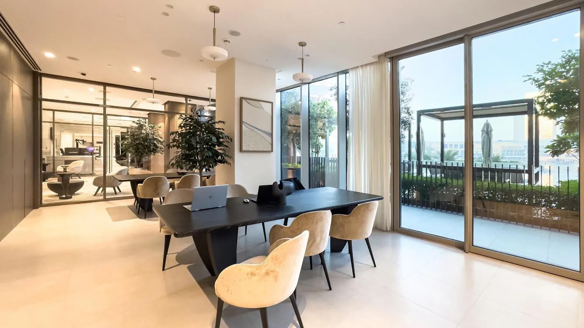 Grandeur 2 Bedroom Apartments I Burj Khalifa & Fountain Views I Free Parking, Gym, Pool, Wi-Fi & Ps5 I By Skyline Serenity Dubai